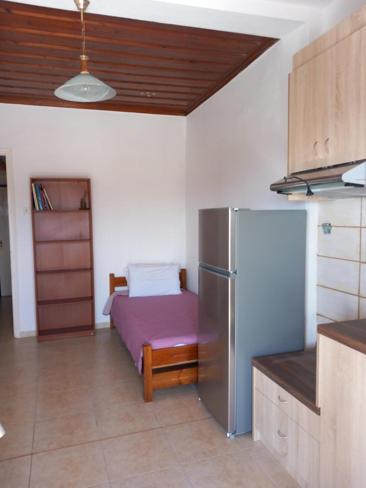 Katerinas Apartmens Skiathos Town Exterior photo